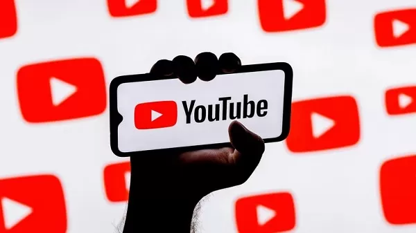 500 heures de visionnage sur YouTube pour monétiser votre chaîne.